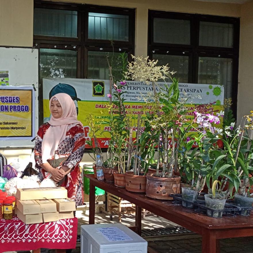 Forum Perpusdes Kulon Progo Turut Meriahkan Bazaar Buku Diva Press